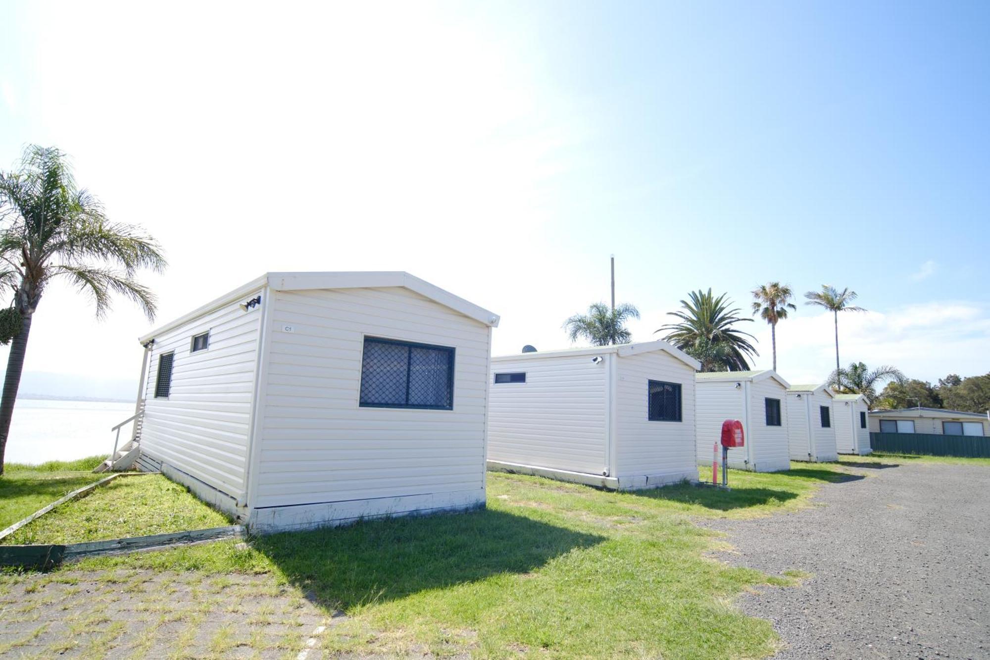 Golf Place&Lakeside Inns Primbee Exterior foto