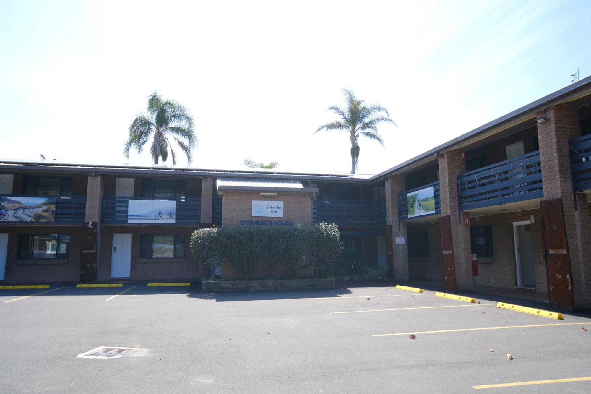Golf Place&Lakeside Inns Primbee Exterior foto